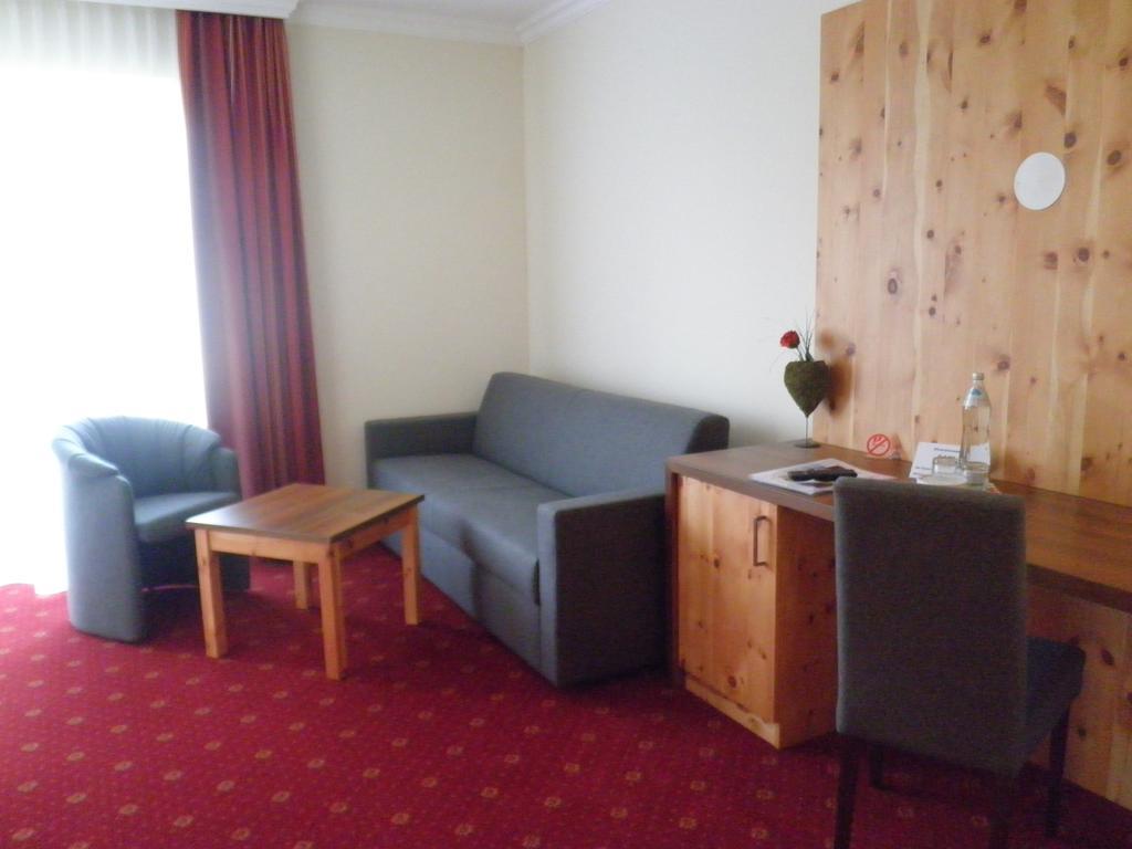 Hotel Erlebniswelt Stocker Schladming Δωμάτιο φωτογραφία